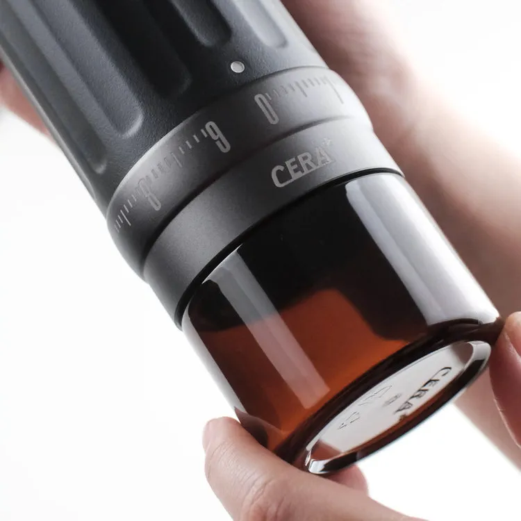 cera-plus-ceramite-portable-electric-coffee-grinder-02.webp