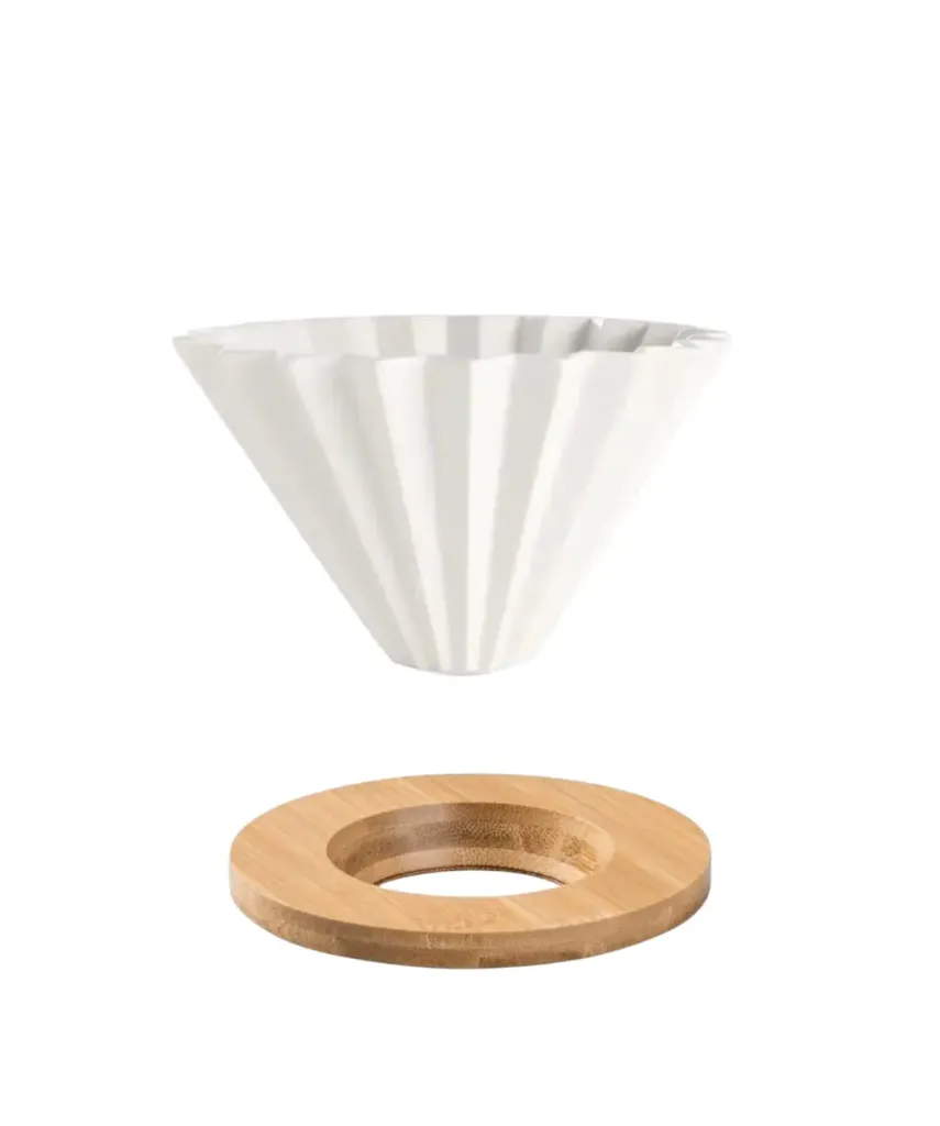 قمع اوريغامي مقاس 01 مع قاعدة خشبية